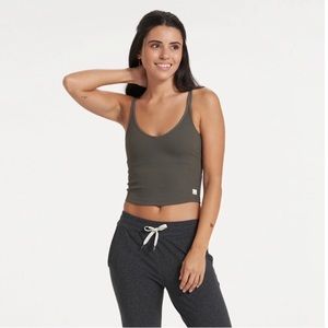 Vuori Rib Crop Tank Top - Oregano Green - Medium
